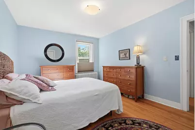 442 Mount Curve Boulevard, Saint Paul, MN 55105 - Photo 13