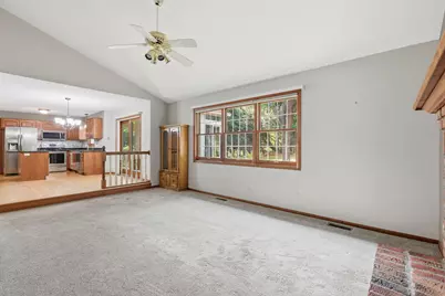 2354 Heights Avenue E, Maplewood, MN 55119 - Photo 41