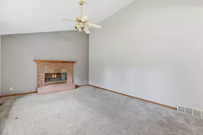 2354 Heights Avenue E, Maplewood, MN 55119 - Photo 43