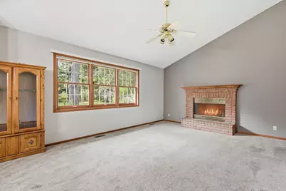 2354 Heights Avenue E, Maplewood, MN 55119 - Photo 19