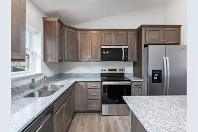 2083 River Bend Trail, Mayer, MN 55360 - Photo 15