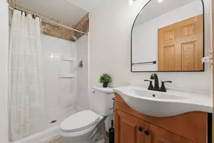 6242 Whispering Oaks Dr, Eden Prairie, MN 55346 - Photo 17