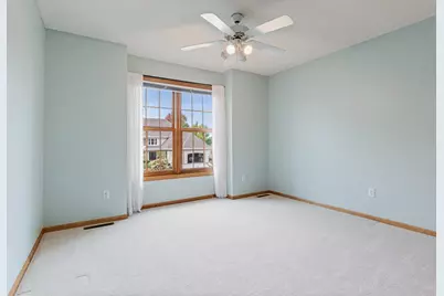 19054 Magenta Bay, Eden Prairie, MN 55347 - Photo 35
