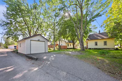 1102 16th Avenue S, Saint Cloud, MN 56301 - Photo 3