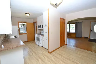 806 5th Street NE, Staples, MN 56479 - Photo 7