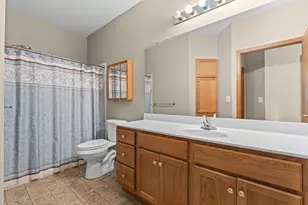 1880 3rd Ave NW, Rochester, MN 55901 - Photo 9