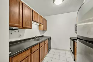 2106 Valleyhigh Dr NW, Rochester, MN 55901 - Photo 5