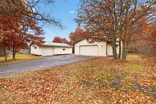 642 Center Point Ct NW, Bemidji, MN 56601 - Photo 5