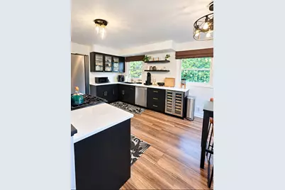 5330 Perry Avenue N, Crystal, MN 55429 - Photo 1
