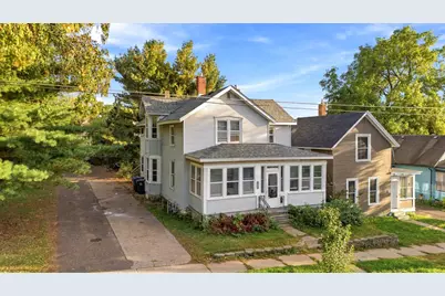 696 5th Street E, Saint Paul, MN 55106 - Photo 1