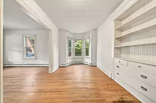 696 5th St E, Saint Paul, MN 55106 - Photo 5