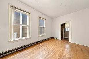 696 5th St E, Saint Paul, MN 55106 - Photo 13