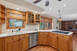 162 Emerson Ave W, West Saint Paul, MN 55118 - Photo 9