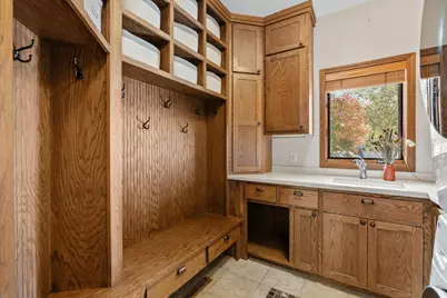 8441 W Lake Drive, Chanhassen, MN 55317 - Photo 25