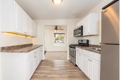 406 Russell Avenue N, Minneapolis, MN 55405 - Photo 9