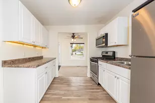 406 Russell Ave N, Minneapolis, MN 55405 - Photo 9