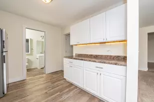 406 Russell Ave N, Minneapolis, MN 55405 - Photo 11