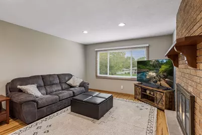 1858 Turquoise Trail, Eagan, MN 55122 - Photo 9