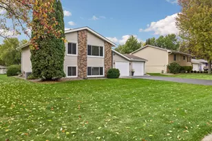 1858 Turquoise Trail, Eagan, MN 55122 - Photo 3