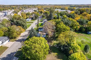 810 E Junius Ave, Fergus Falls, MN 56537 - Photo 39