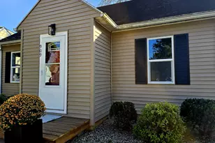 909 10th Ave SW, Austin, MN 55912 - Photo 1