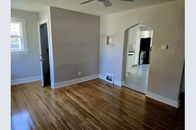 909 10th Avenue SW, Austin, MN 55912 - Photo 7