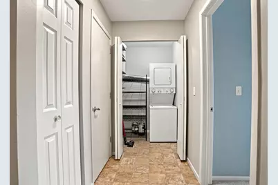 720 3rd Avenue NE #211, Minneapolis, MN 55413 - Photo 11