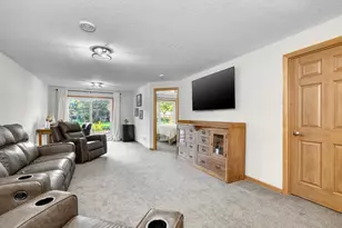 4587 Blaylock Cir, Inver Grove Heights, MN 55076 - Photo 23