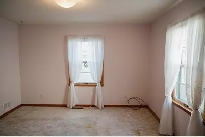 227 E 9th Street, Blue Earth, MN 56013 - Photo 19