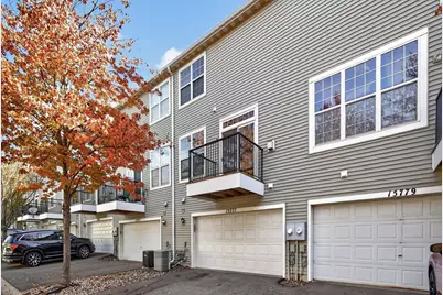 15777 Porchlight Lane, Eden Prairie, MN 55347 - Photo 3