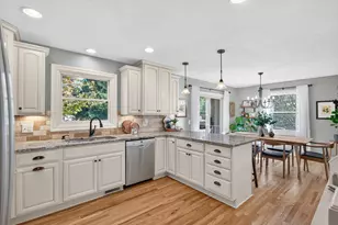 3230 Shadyview Ln N, Plymouth, MN 55447 - Photo 9
