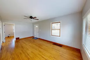 140 6th St SE, Glenville, MN 56036 - Photo 5
