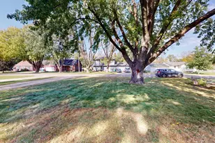 140 6th St SE, Glenville, MN 56036 - Photo 31