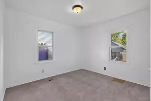4822 Bryant Ave N, Minneapolis, MN 55430 - Photo 9