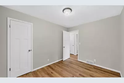 427 21st Avenue SW, Rochester, MN 55902 - Photo 17