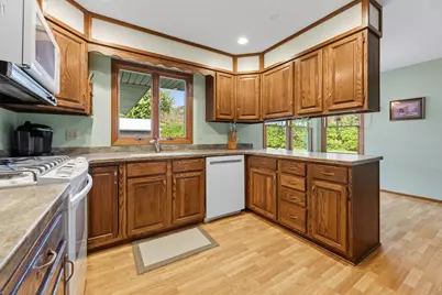 22516 Highway 248, Rollingstone, MN 55969 - Photo 9