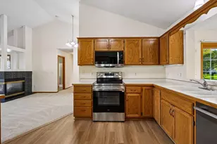 13137 Rose St NW, Coon Rapids, MN 55448 - Photo 19