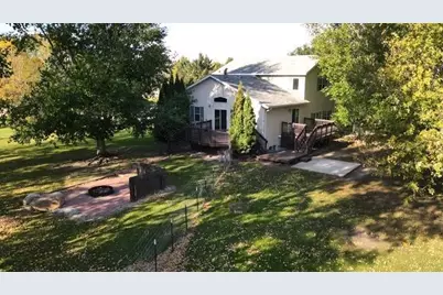 322 Oriole Avenue N, Thief River Falls, MN 56701 - Photo 37