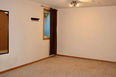 322 Oriole Avenue N, Thief River Falls, MN 56701 - Photo 21