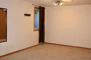 322 Oriole Ave N, Thief River Falls, MN 56701 - Photo 21