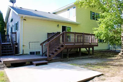 322 Oriole Avenue N, Thief River Falls, MN 56701 - Photo 41