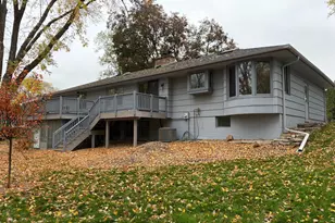 5932 Walnut Dr, Edina, MN 55436 - Photo 3