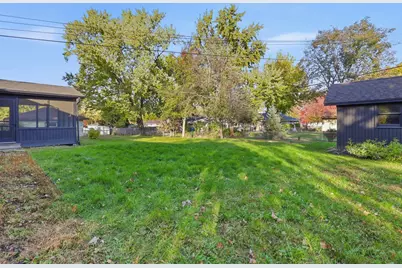 10617 Thomas Avenue S, Bloomington, MN 55431 - Photo 27
