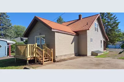 901 Park Avenue, Cloquet, MN 55720 - Photo 3