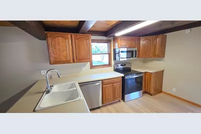 901 Park Avenue, Cloquet, MN 55720 - Photo 5