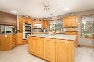 781 E Lake Geneva Rd NE, Alexandria, MN 56308 - Photo 5