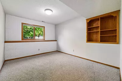 2621 Emerald Lane, Shakopee, MN 55379 - Photo 27