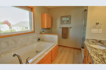 12778 Westwind Court, Lindstrom, MN 55045 - Photo 27