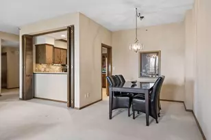 1235 Yale Pl, Minneapolis, MN 55403 - Photo 7