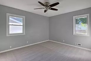 9312 Oakland Ave S, Bloomington, MN 55420 - Photo 13